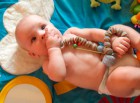Слингобусы — аксессуар для мамы и многофункциональная развивающая игрушка для малыша.